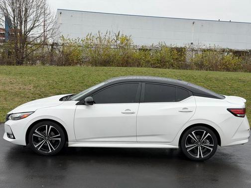 2023 Nissan Sentra SR