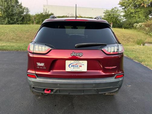 2019 Jeep Cherokee Trailhawk