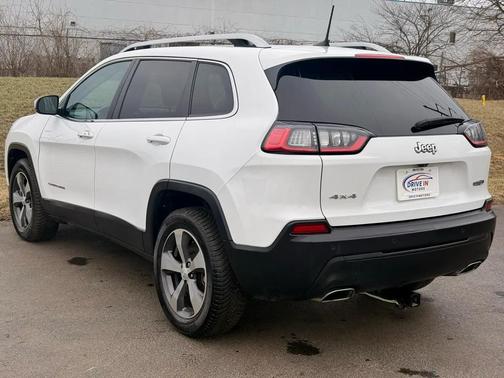 2021 Jeep Cherokee Latitude Lux