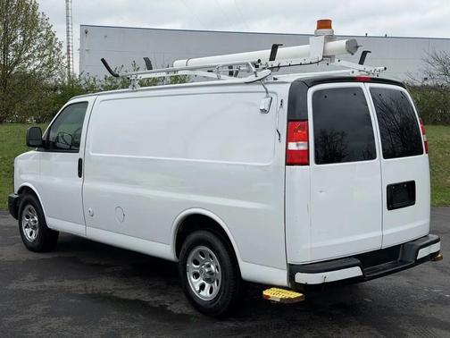 Summit White 2012 Chevrolet Express 1500 Work Van