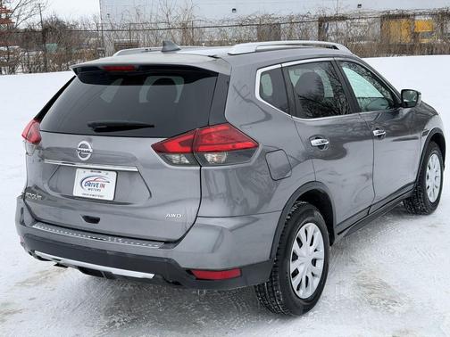 2017 Nissan Rogue S