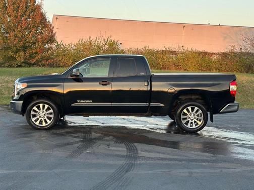 2016 Toyota Tundra SR5