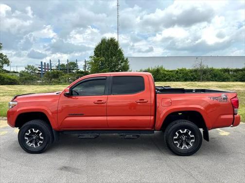 2016 Toyota Tacoma SR5
