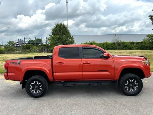 2016 Toyota Tacoma SR5