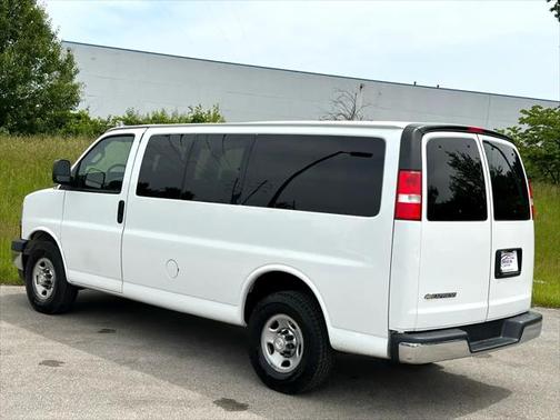 2020 Chevrolet Express 2500 RWD 2500 Regular Wheelbase LT