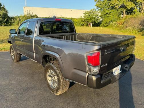 2021 Toyota Tacoma SR
