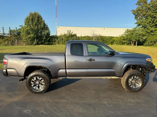 2021 Toyota Tacoma SR