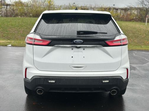 2019 Ford Edge SE