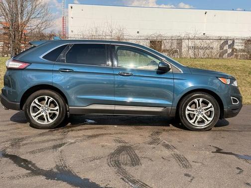 2016 Ford Edge Titanium