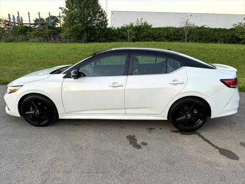 2022 Nissan Sentra SR