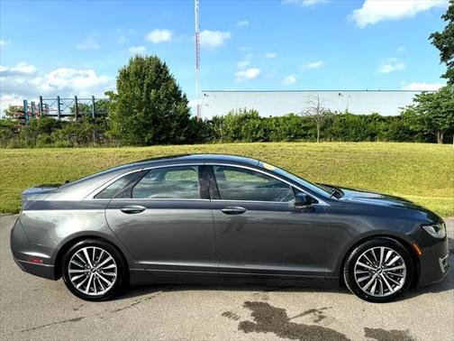 2020 Lincoln MKZ Standard