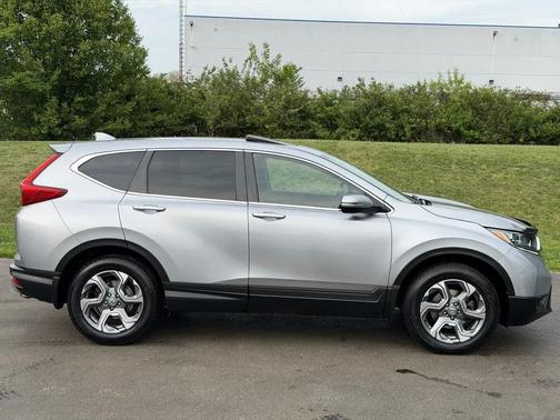 Lunar Silver Metallic 2018 Honda CR-V EX
