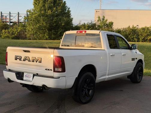 Bright White Clearcoat 2017 RAM 1500 Night Quad Cab 4x4 6'4' Box