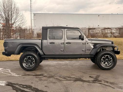 2020 Jeep Gladiator Sport S