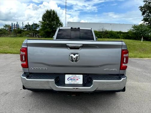2019 RAM 3500 Laramie Crew Cab 4x4 8' Box