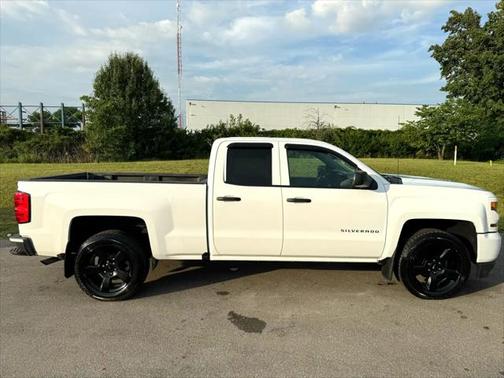 2016 Chevrolet Silverado 1500 Custom
