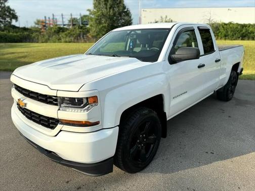 2016 Chevrolet Silverado 1500 Custom