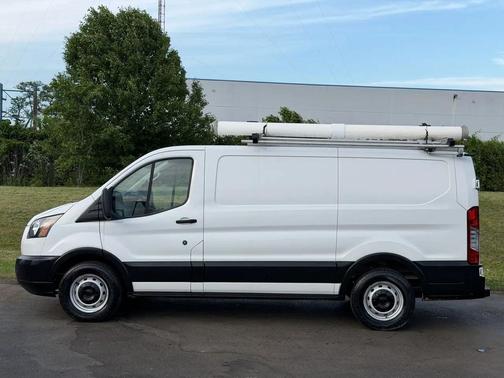 Oxford White 2019 Ford Transit-150 Base