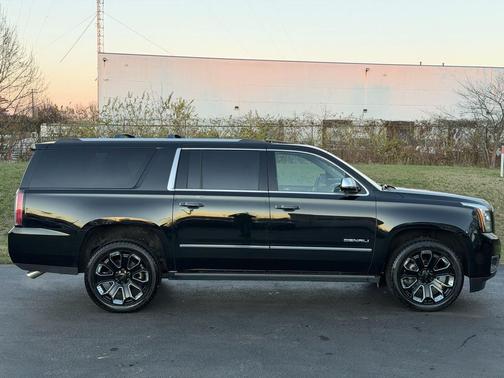 2018 GMC Yukon XL Denali