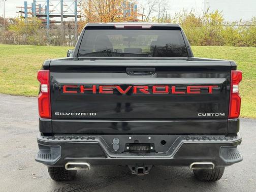 2019 Chevrolet Silverado 1500 Custom Trail Boss