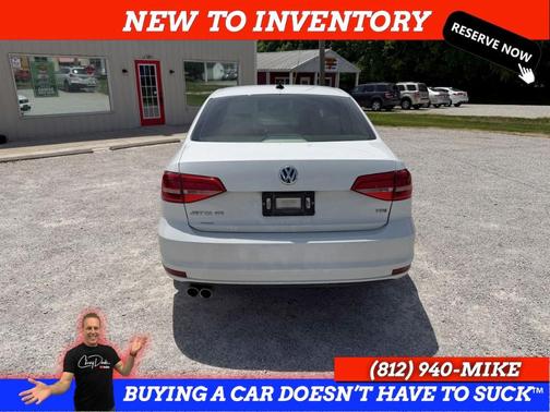 Pure White 2015 Volkswagen Jetta 2.0L TDI SE w/Connectivity