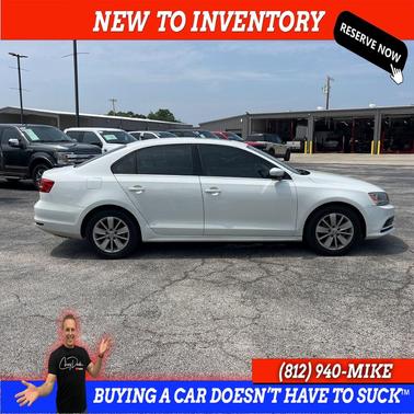 Pure White 2015 Volkswagen Jetta 2.0L TDI SE w/Connectivity