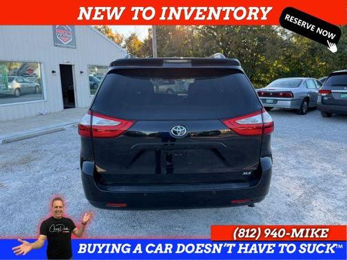 2016 Toyota Sienna XLE