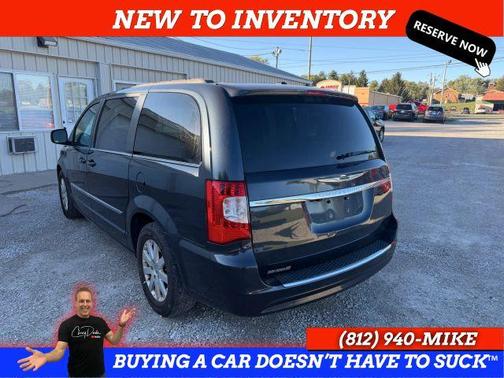 2013 Chrysler Town & Country Touring