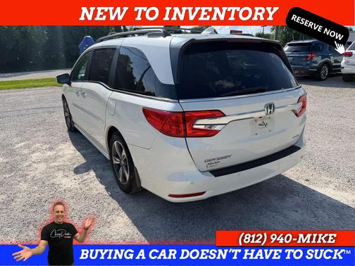 Diamond White Pearl 2018 Honda Odyssey Touring