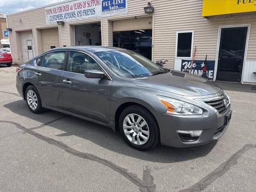 Gun Metallic 2015 Nissan Altima 2.5 S