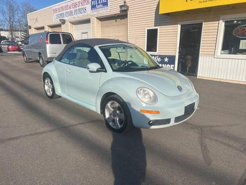 2006 Volkswagen New Beetle 2.5