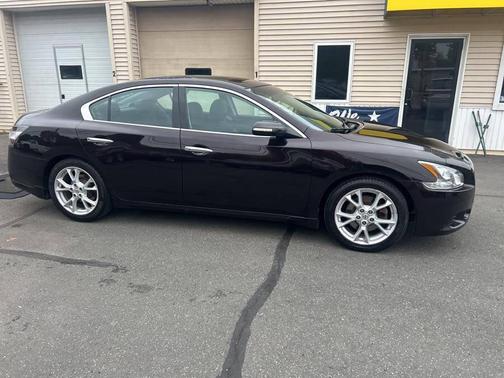 2014 Nissan Maxima SV