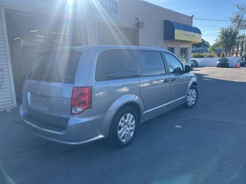 2019 Dodge Grand Caravan SE
