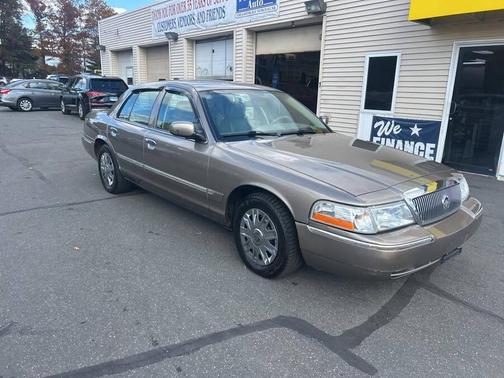 2005 Mercury Grand Marquis GS