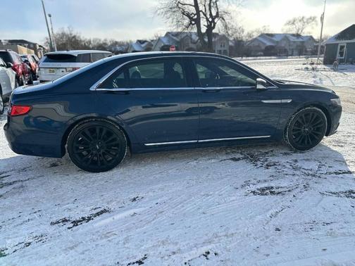 2017 Lincoln Continental Reserve