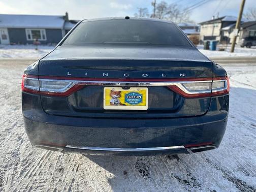 2017 Lincoln Continental Reserve