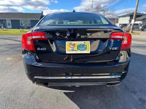 2018 Volvo S60 Inscription T5 Platinum