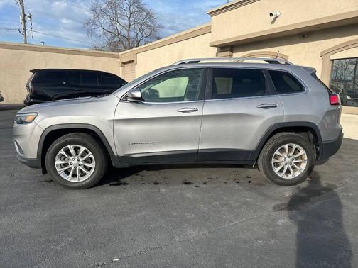 2019 Jeep Cherokee Latitude