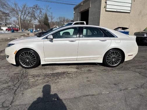 2015 Lincoln MKZ Base