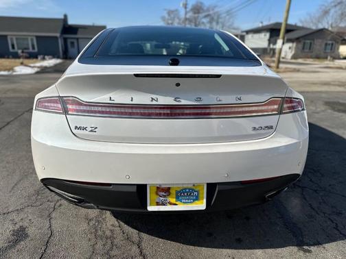 2015 Lincoln MKZ Base