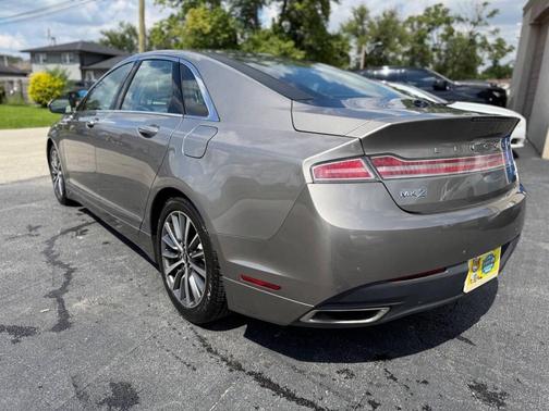 2016 Lincoln MKZ Base
