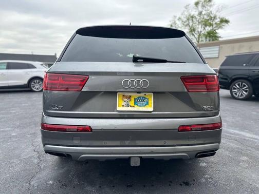 2017 Audi Q7 3.0T Premium