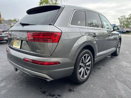 2017 Audi Q7 3.0T Premium