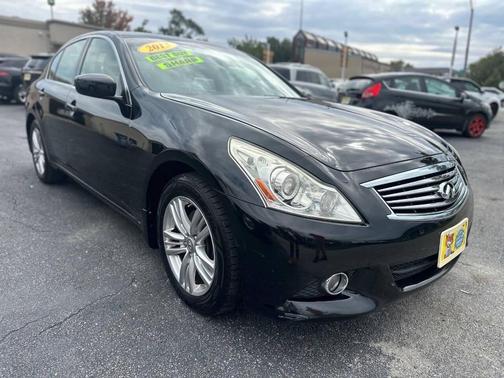 2013 INFINITI G37x Base