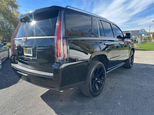 2018 Cadillac Escalade Platinum