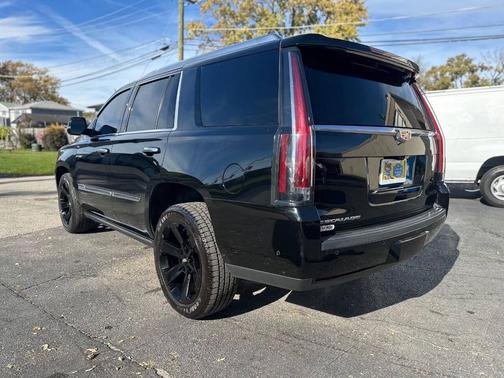 2018 Cadillac Escalade Platinum