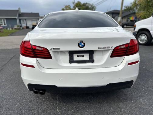 2016 BMW 528 xDrive