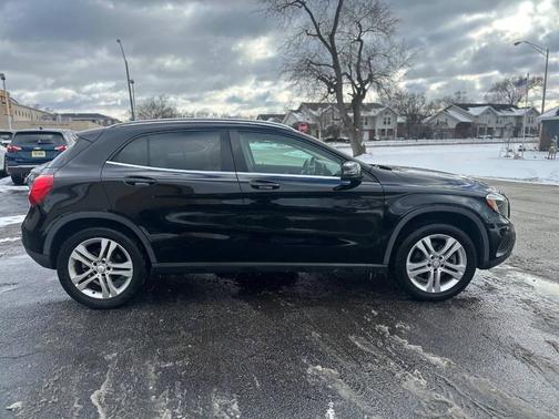 2015 Mercedes-Benz GLA-Class 4MATIC