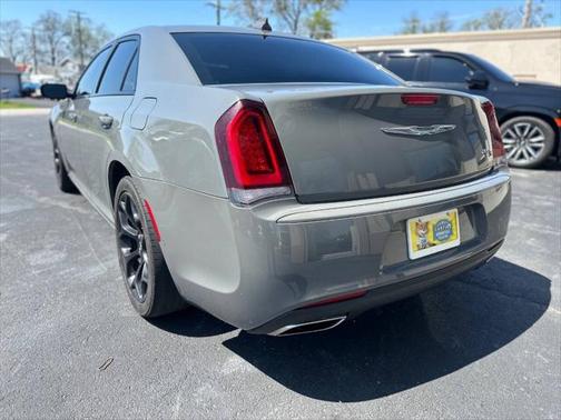 2019 Chrysler 300 S