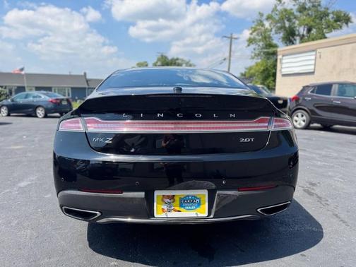 2017 Lincoln MKZ Premiere